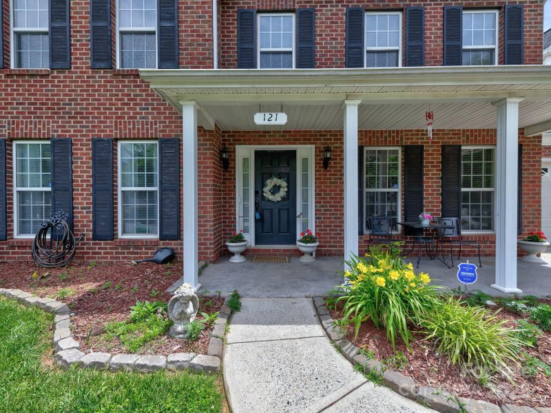 Property image 2 at 121 Royalton Road, Mooresville, NC 28115