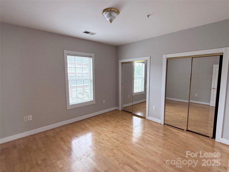 Property image 4 at 9020 Meadow Vista Road, Charlotte, NC 28213