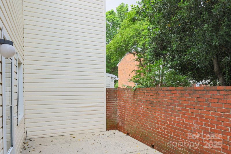 Property image 4 at 11018 Hunter Trail Lane, Charlotte, NC 28226