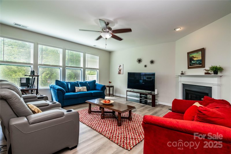 Property image 5 of 6038 Durango Way in Villages of Denver, Denver, NC 28037