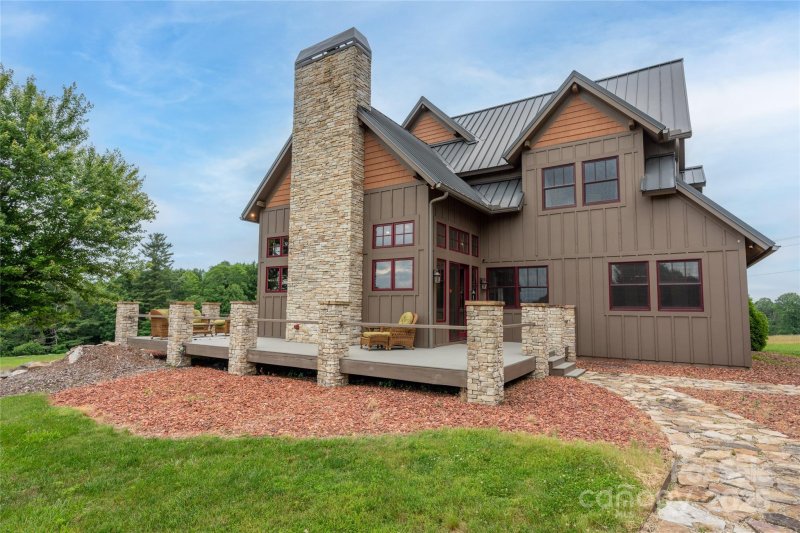 Property image 5 of 4862 Pinnacle Mountain Road in Pinnacle Falls, Zirconia, NC 28790