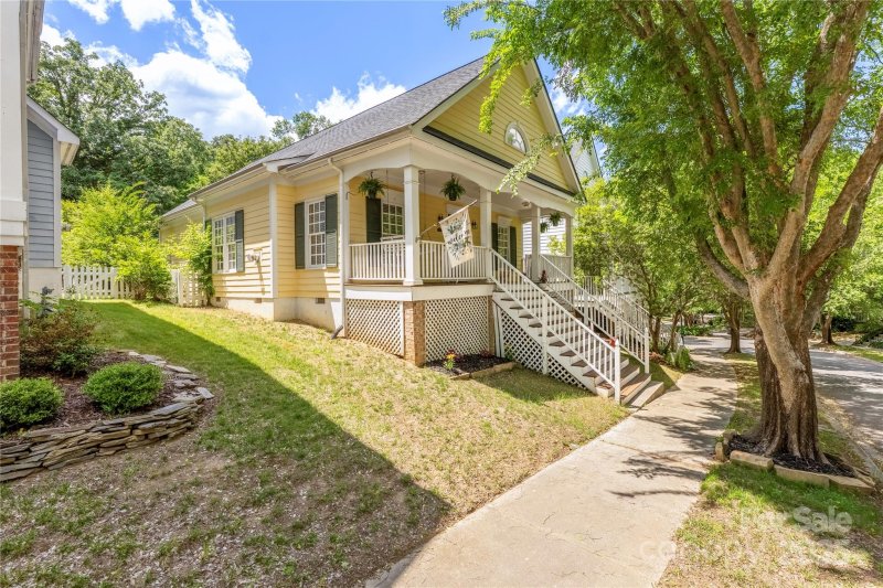 Property image 3 at 14105 Garden District Row, Huntersville, NC 28078