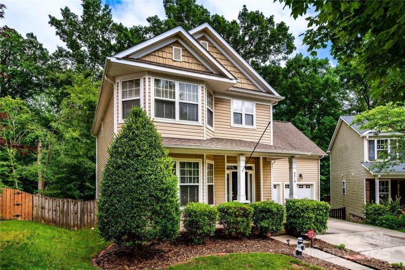 Property image 2 at 9410 Greenbank Court, Charlotte, NC 28214