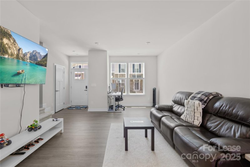 Property image 3 at 9338 Mallard Mills Drive, Charlotte, NC 28262