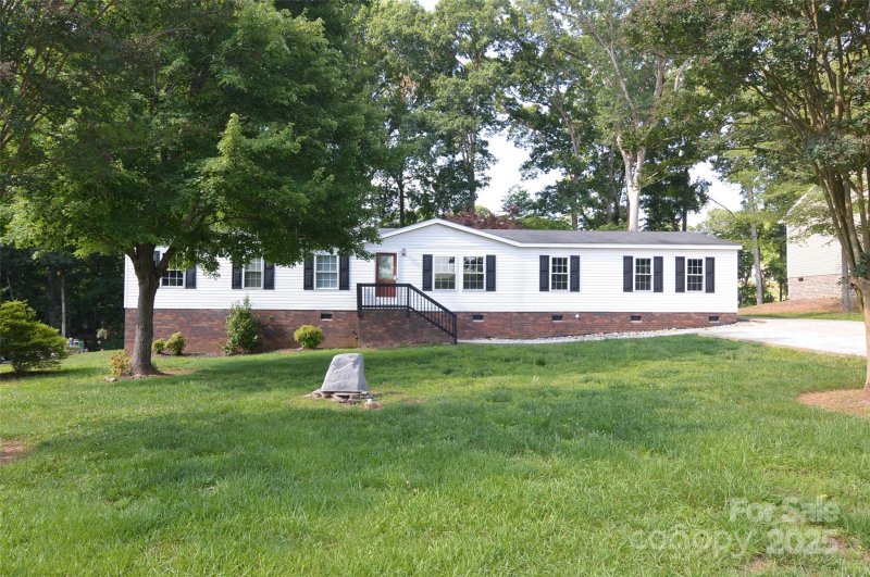 14335 Saint Johns Drive