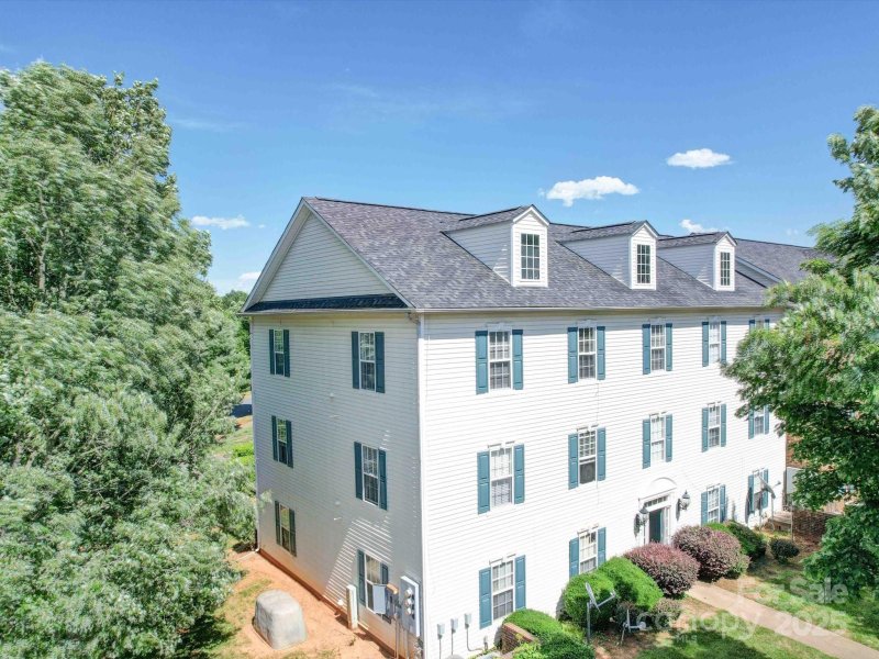 Property image 5 at 1023 Triece Lane, Charlotte, NC 28215