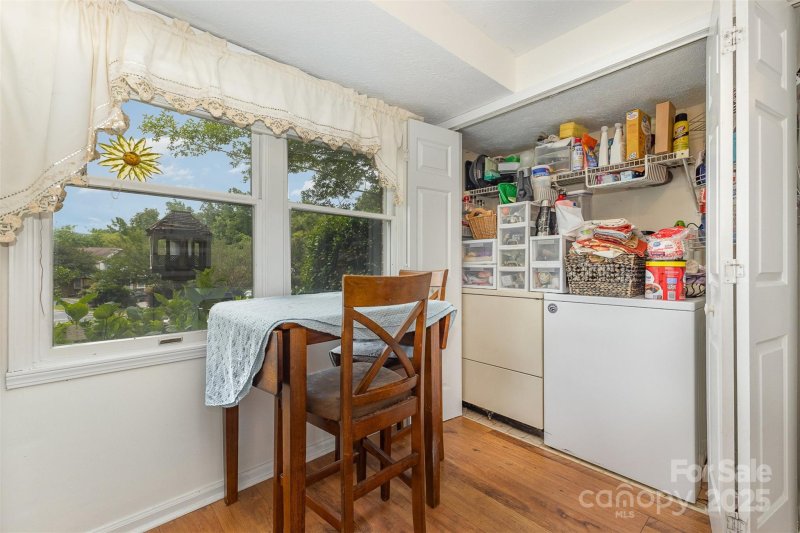 Property image 4 at 7304 Pebblestone Drive, Charlotte, NC 28212