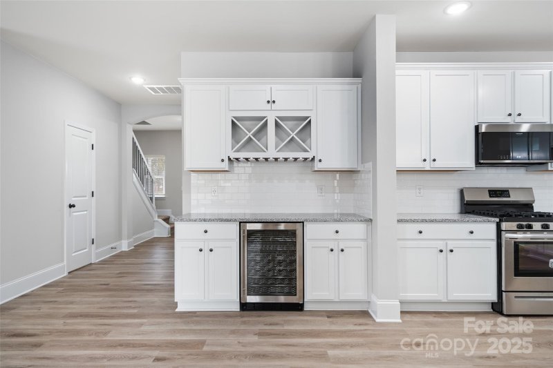 Property image 4 at 3922 Litchfield Road, Charlotte, NC 28211