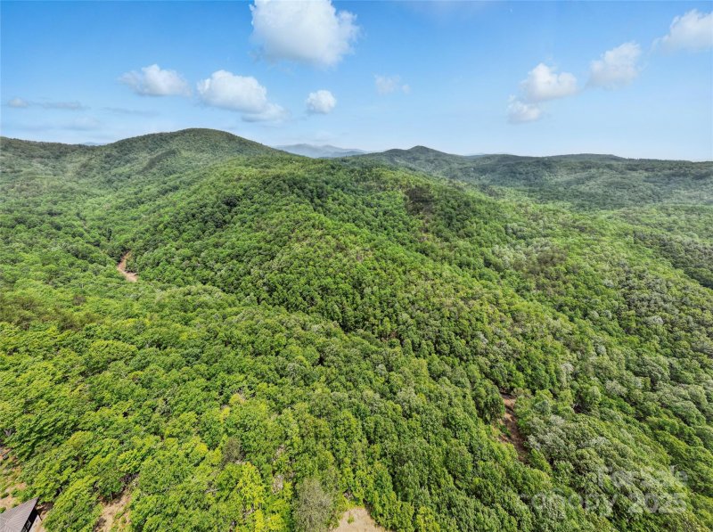 Property image 5 at 33 Faholoa Ridge Road, Black Mountain, NC 28711