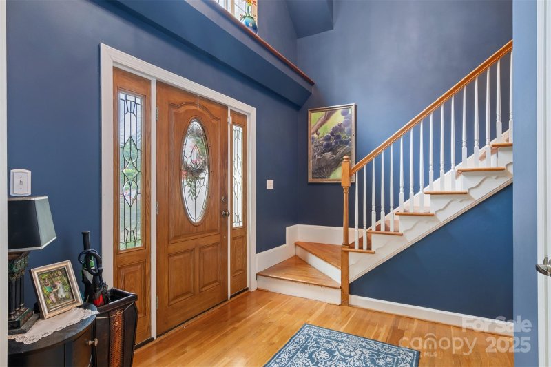 Property image 3 of 133 37th Avenue Place in Woodmere, Hickory, NC 28601