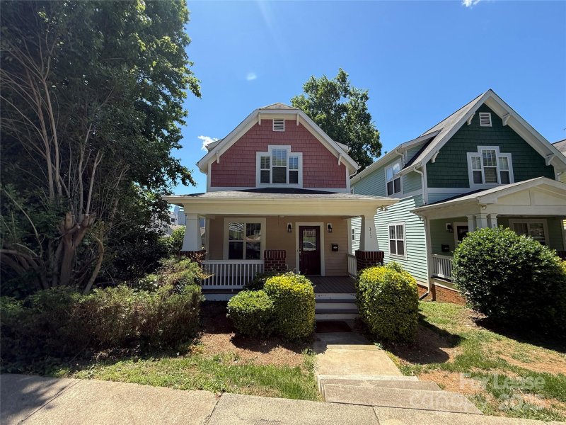Property image 2 at 311 Woodvale Place, Charlotte, NC 28208
