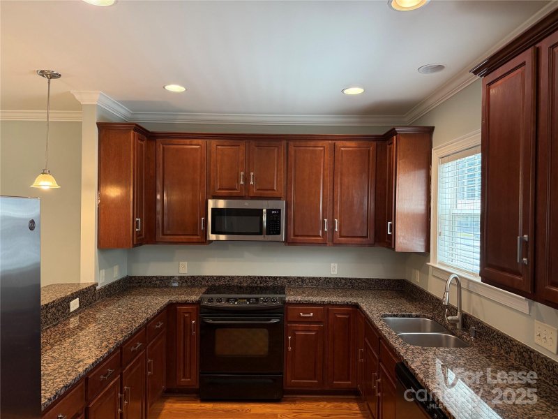 Property image 5 at 311 Woodvale Place, Charlotte, NC 28208