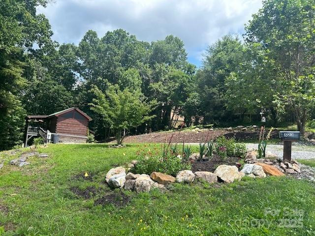 Property image 2 of 623 Overlook Drive in Spruce Pine Heights, Spruce Pine, NC 28777