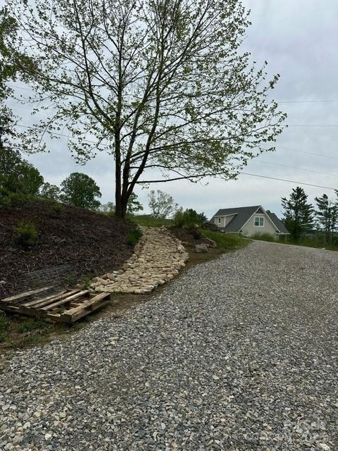 Property image 5 of 623 Overlook Drive in Spruce Pine Heights, Spruce Pine, NC 28777