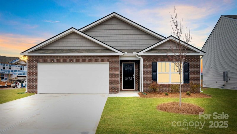 Property image 2 of 2635 Goose Fair Road in Villages of Maiden, Maiden, NC 28650