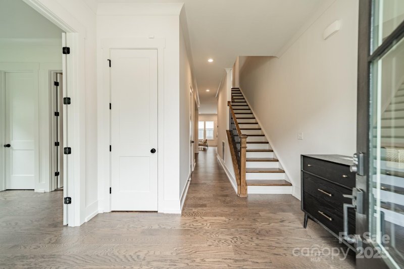 Property image 3 at 2600 Palm Avenue, Charlotte, NC 28205