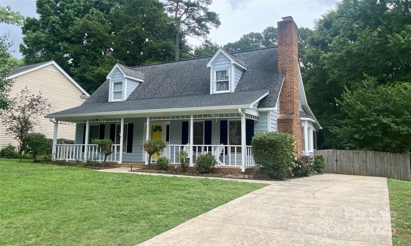 Property image 2 at 8742 Rittenhouse Circle, Charlotte, NC 28270