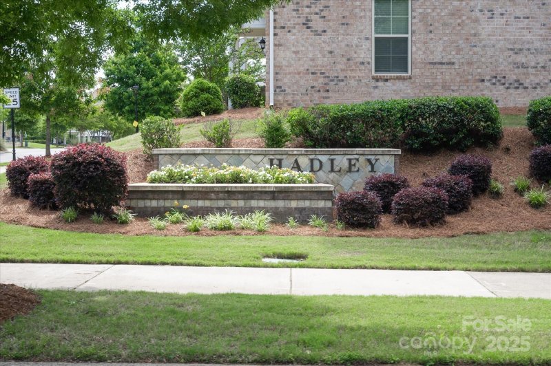 Property image 4 at 1142 Doveridge Street, Charlotte, NC 28273