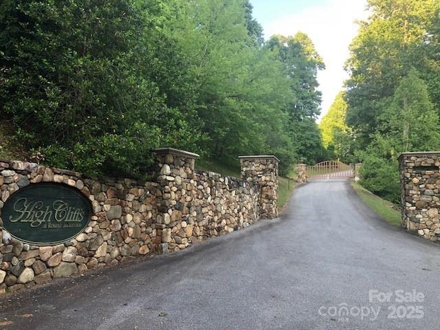 Property image 2 at 99999 Cliffledge Trail, Black Mountain, NC 28711