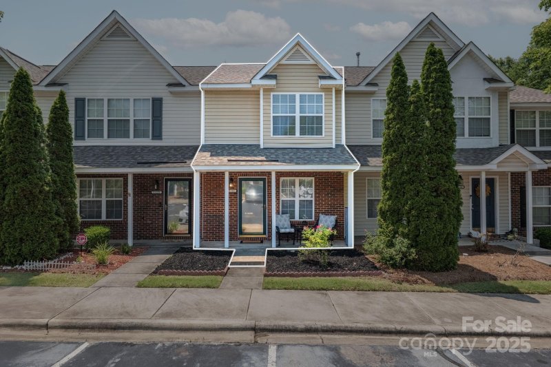 Property image 5 at 11218 Grass Field Road, Charlotte, NC 28213