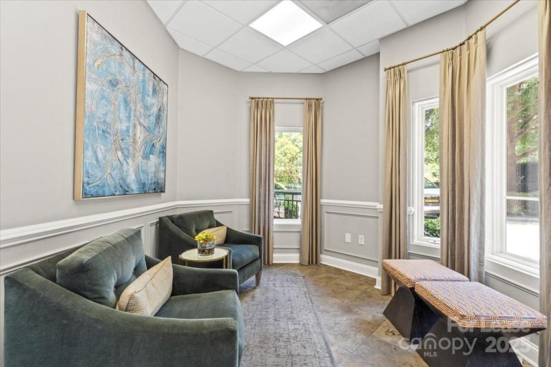 Property image 3 at 401 N Church Street, Charlotte, NC 28202