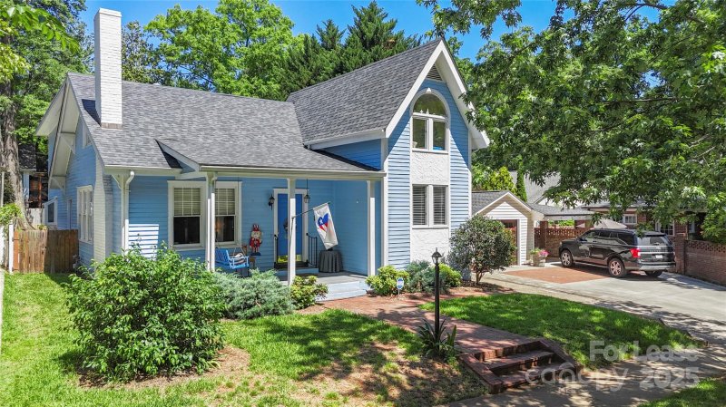 Property image 2 of 1610 Park Road in Dilworth, Charlotte, NC 28203