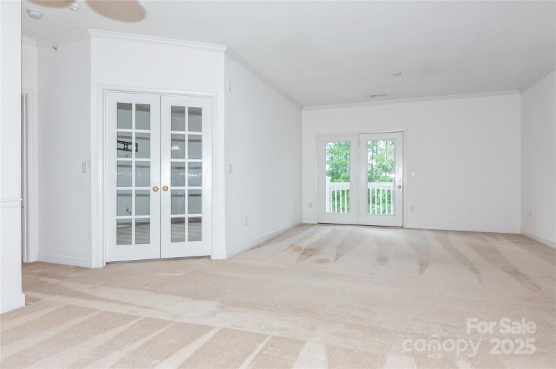 Property image 5 of 11863 Ridgeway Park Drive in Copper Ridge, Charlotte, NC 28277