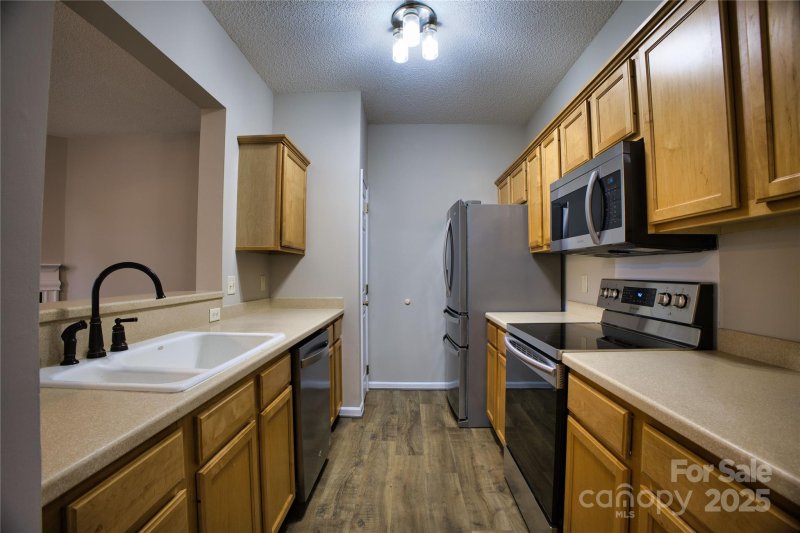 Property image 5 at 4728 Cottage Oaks Drive, Charlotte, NC 28269