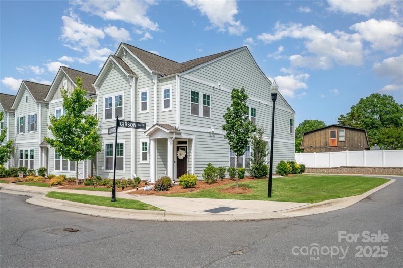 Property image 2 at 355 Ladybird Lane, Pineville, NC 28134