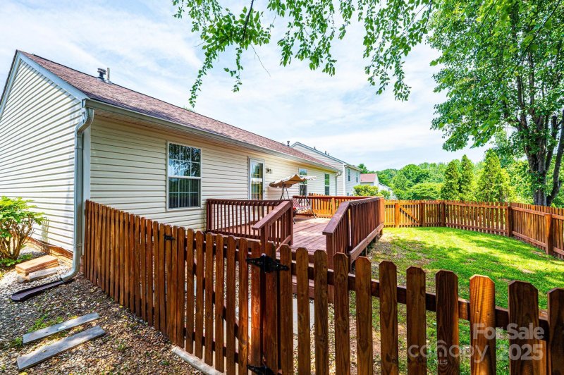 Property image 5 at 1957 8th Street Lane, Hickory, NC 28602