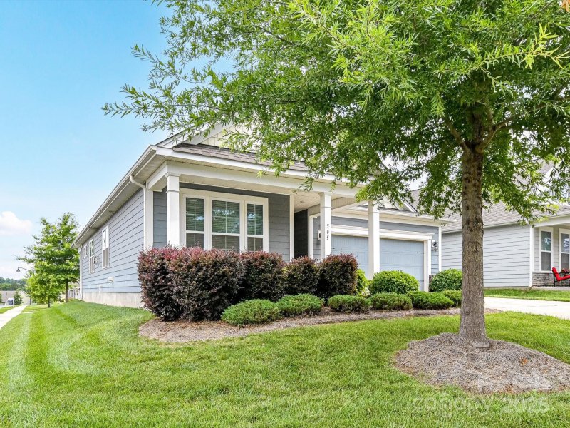 Property image 3 at 505 Belle Grove Drive, Lake Wylie, SC 29710