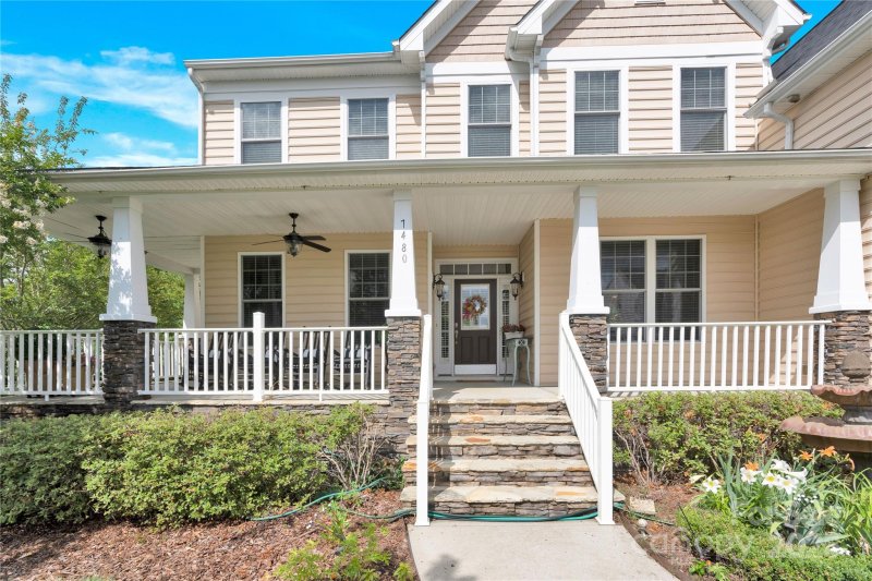 Property image 2 of 7480 Katelyn Court in Bridge Pointe, Harrisburg, NC 28075