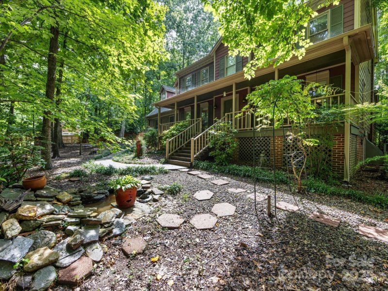 Property image 3 of 10710 Bristlecone Court in Ashe Plantation, Mint Hill, NC 28227