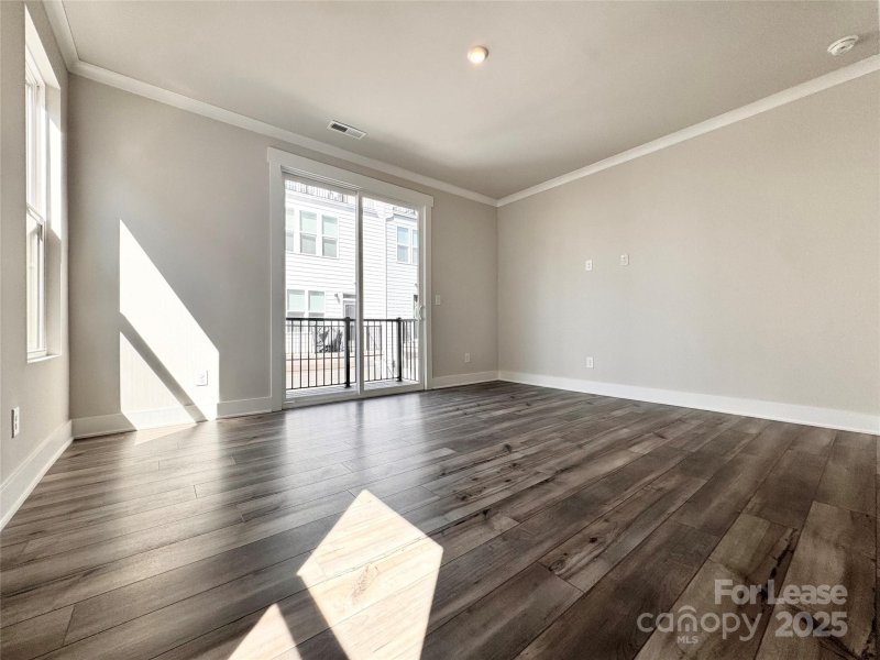 Property image 3 at 1015 Kokomo Lane, Charlotte, NC 28206