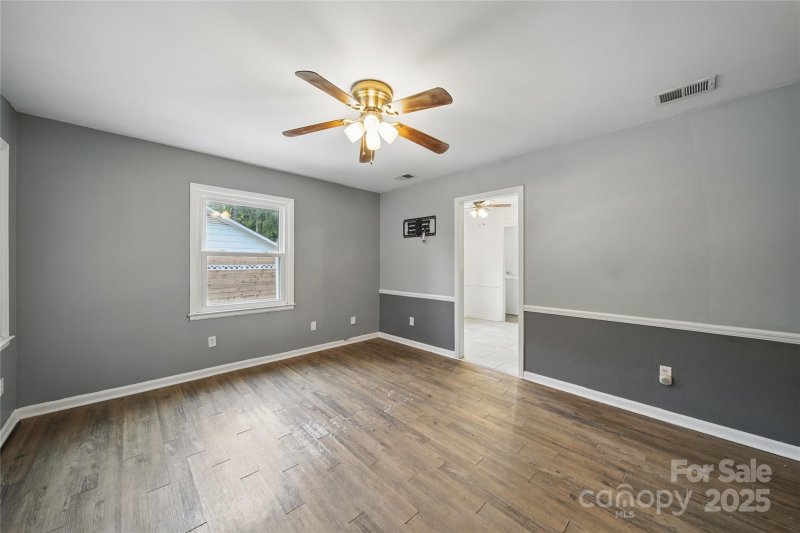 Property image 3 at 9818 Starwood Drive, Charlotte, NC 28215