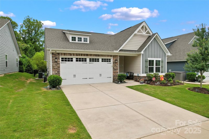 Property image 3 at 5079 Skyfest Drive, Charlotte, NC 28215