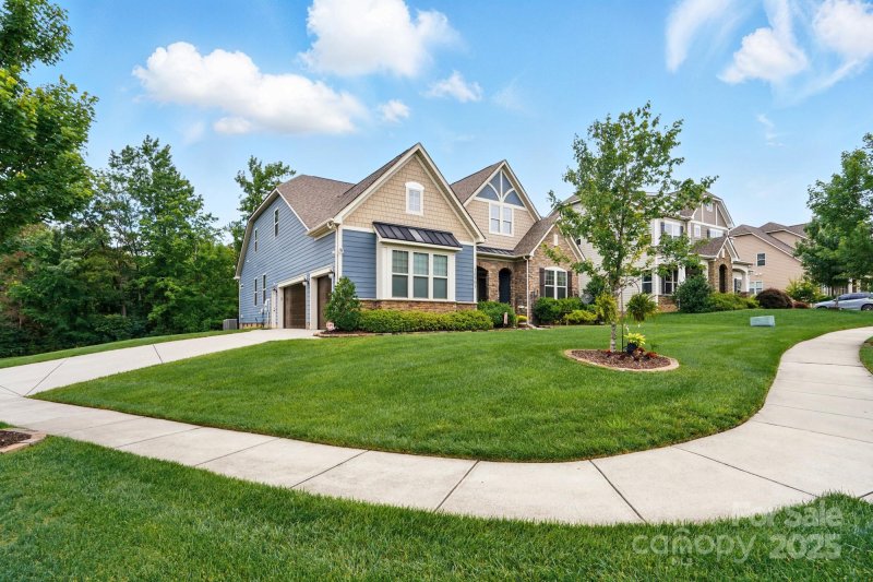 Property image 4 of 10903 Skymont Drive in Skybrook, Huntersville, NC 28078