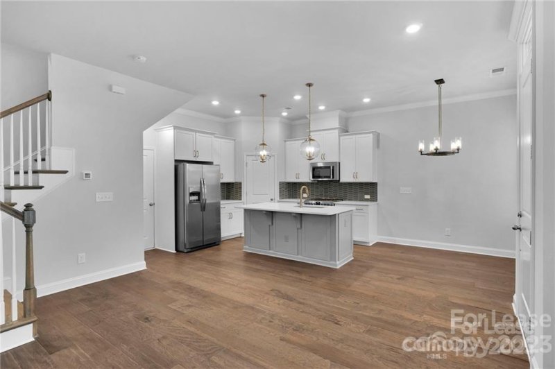 Property image 2 at 6327 Southgrove Street, Charlotte, NC 28277