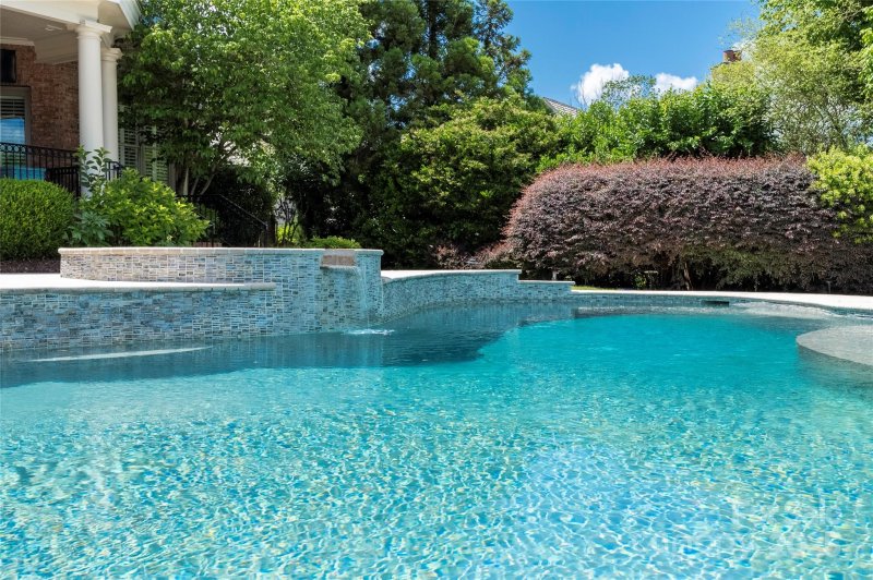 Property image 3 of 8721 Lake Challis Lane in Challis Farm, Charlotte, NC 28226