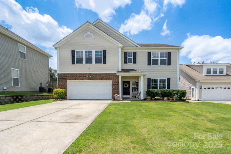 4915 Juniper Grove Court