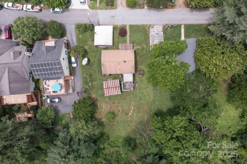 Property image 2 at 70 Galax Avenue, Asheville, NC 28806