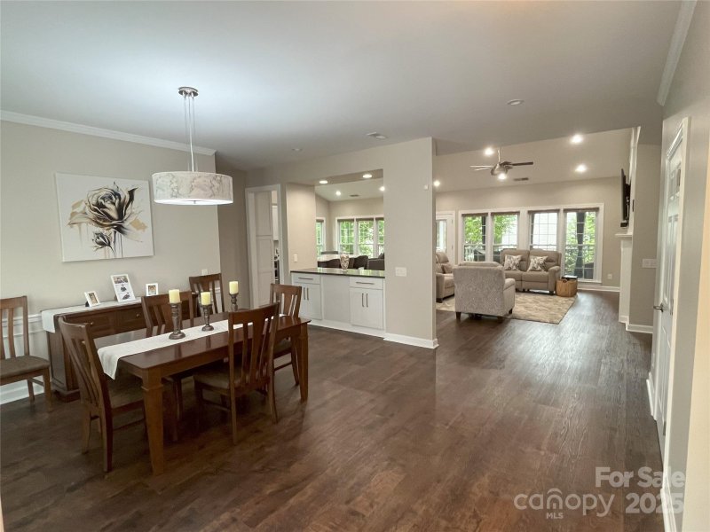 Property image 4 of 5929 Waterelm Lane in Highland Creek, Charlotte, NC 28269