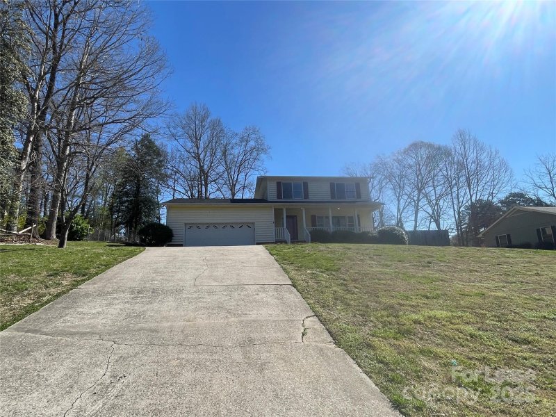 Property image 2 at 6160 Timberlane Terrace, Hickory, NC 28601