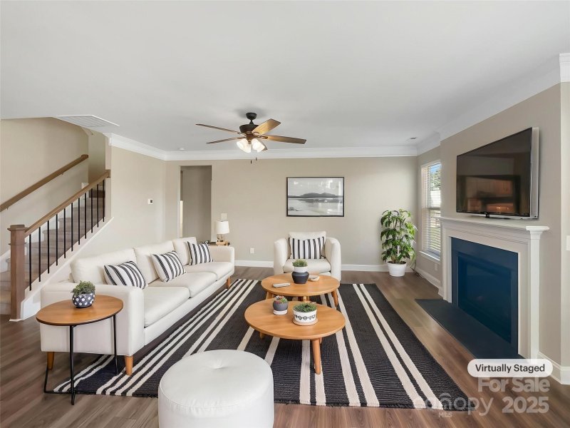 Property image 2 of 163 W Heart Pine Lane in Dogwood Grove, Statesville, NC 28677