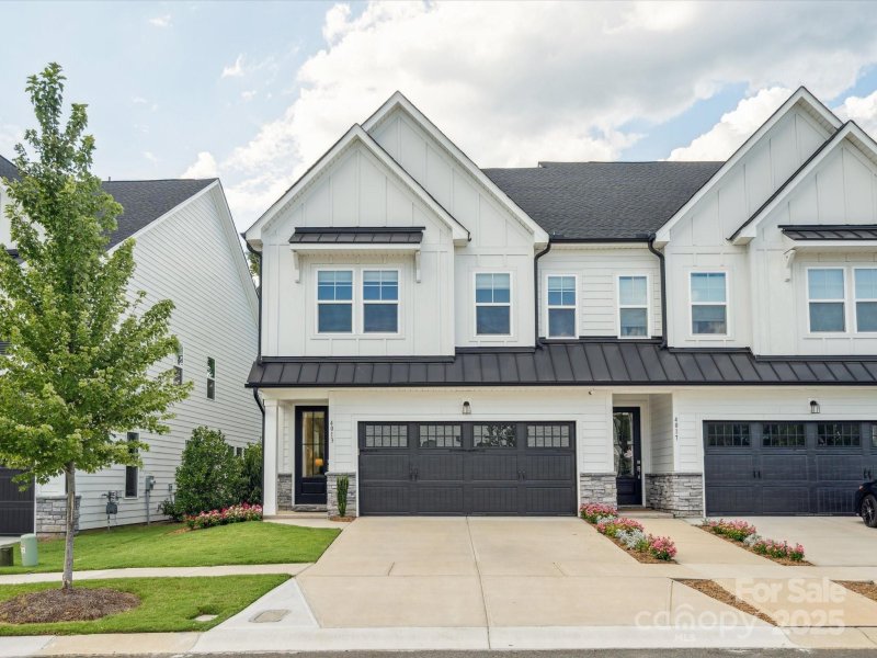 Property image 2 of 4013 Easton Ridge Lane in Emery, Charlotte, NC 28226