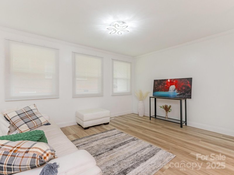 Property image 5 of 1831 Erie Street in Lincoln Heights, Charlotte, NC 28216