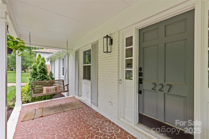 Property image 3 at 227 Wingrave Drive, Charlotte, NC 28270