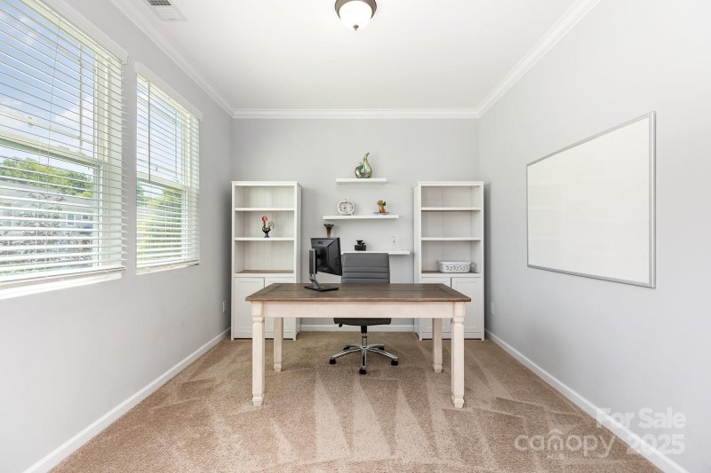 Property image 5 of 7414 Meridale Forest Drive in Meridale, Charlotte, NC 28269