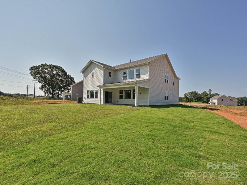 Property image 2 of 113 Tonbridge Way in Harris Farms, Mooresville, NC 28115