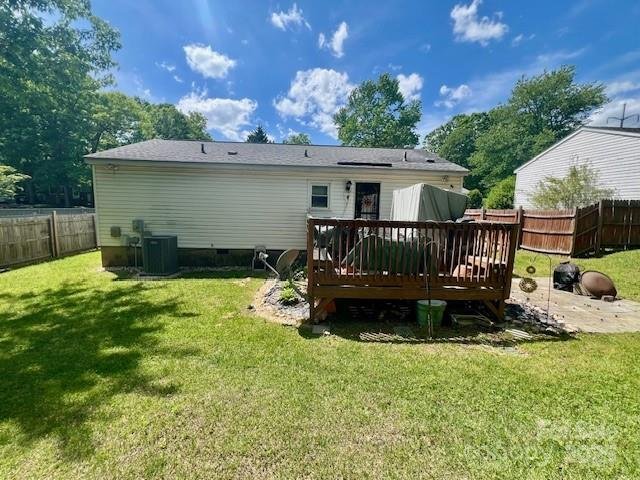 Property image 3 of 6000 Amberly Lane in Virginia Manor, Charlotte, NC 28213